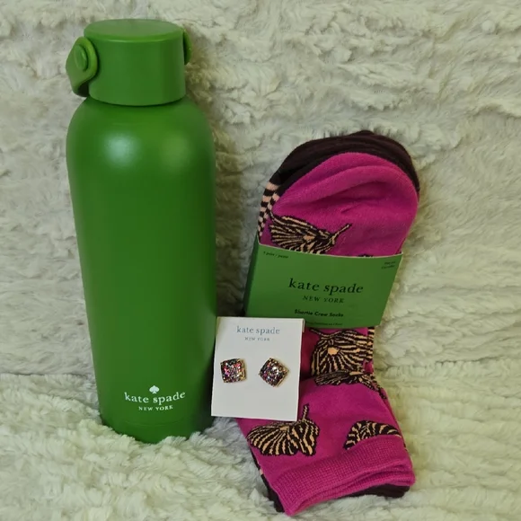 Kate Spade Green Water Bottle 3pair Socks Set And Earrings NWT GIFTABLE - Picture 1 of 8